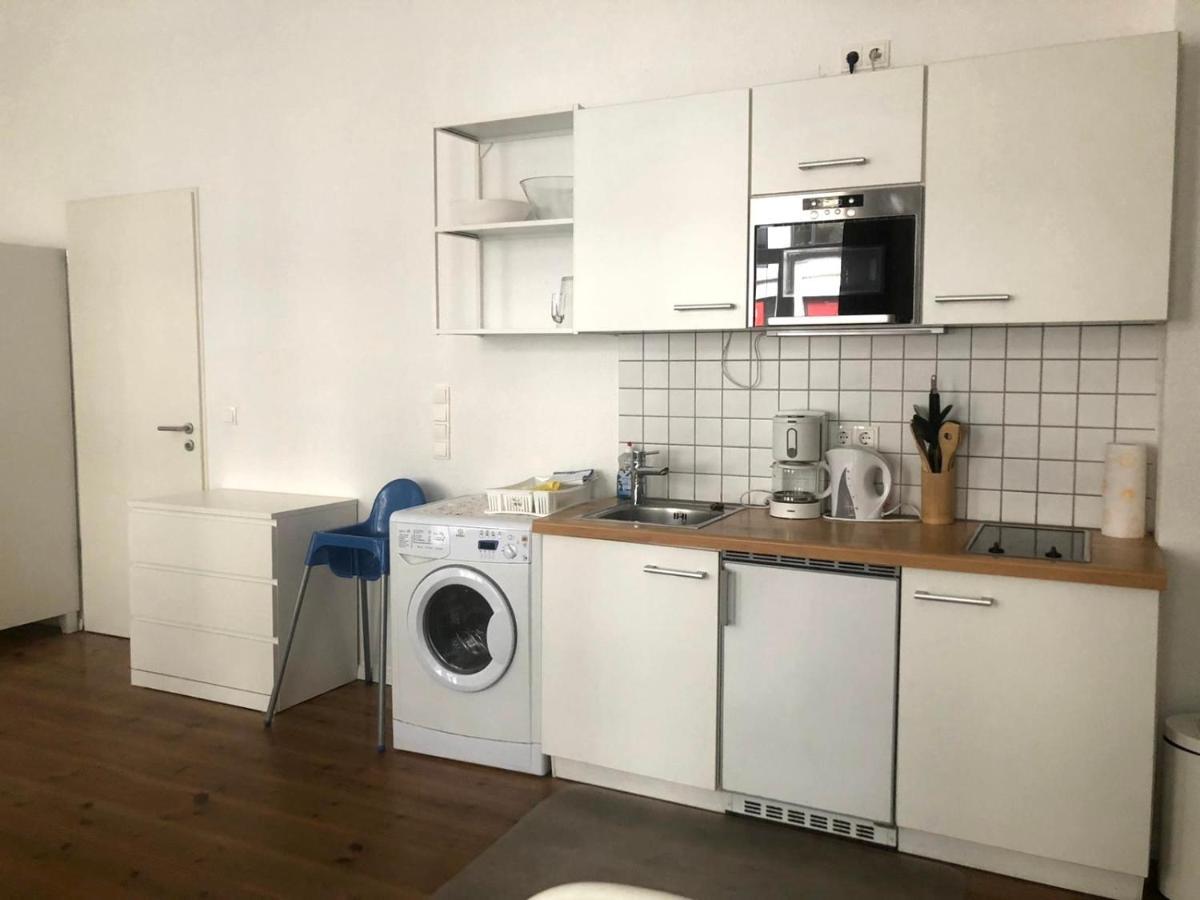 Nice Studio In Friedrichschain Area Appartamento